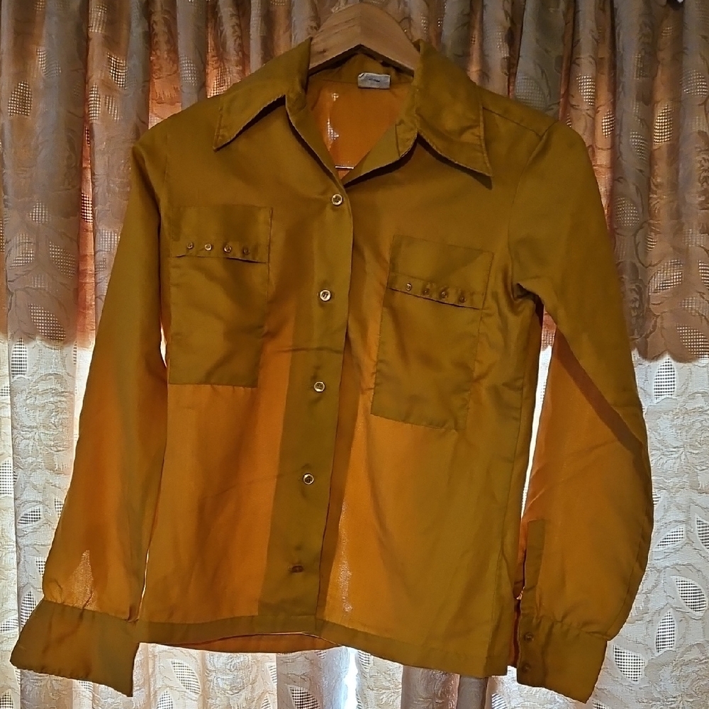 Vintage Button-Up Shirt in Mustard Yellow